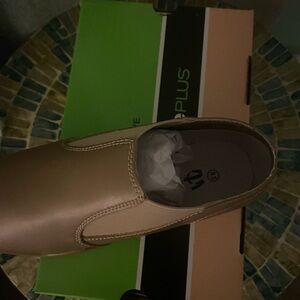 Band/color guard shoes